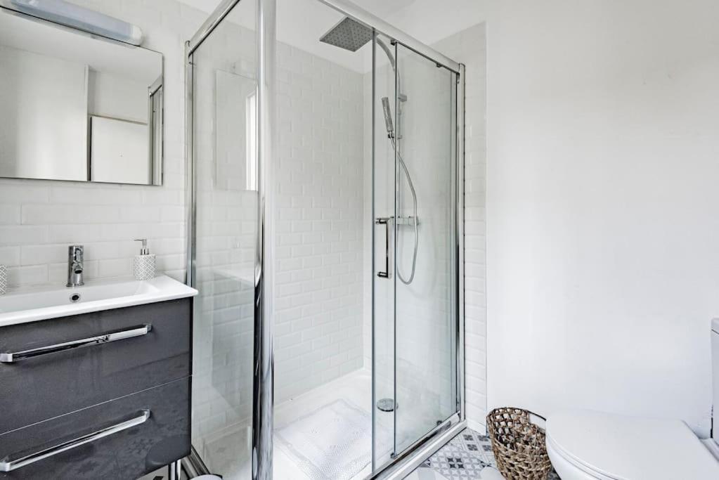Appartement Luton 1 *